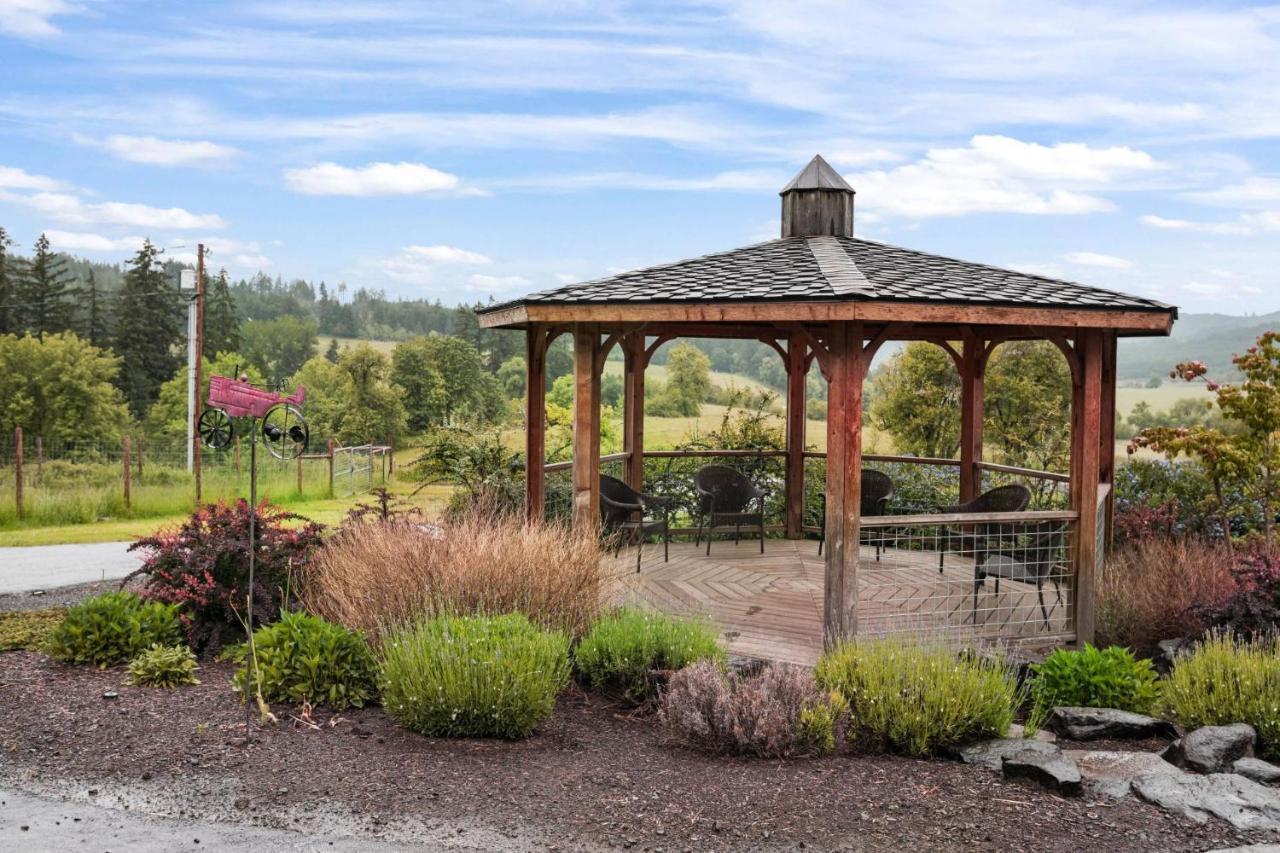 Santos Family Farm Retreat Villa Yamhill Exterior photo